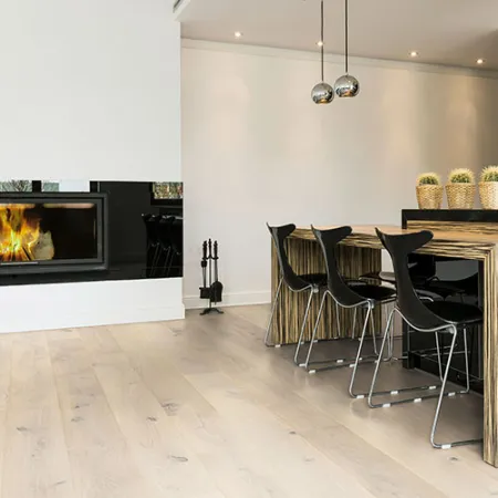 Chêne Massif Huilé Rustique Brossé Super White 200x20mm - Accueil - Over Parquet