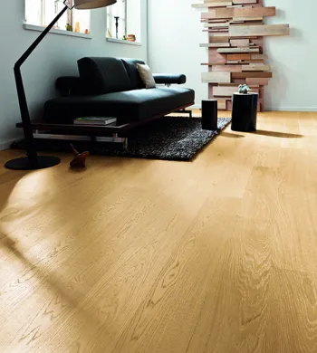 Parquet Massif Chêne Verni - Over Parquet