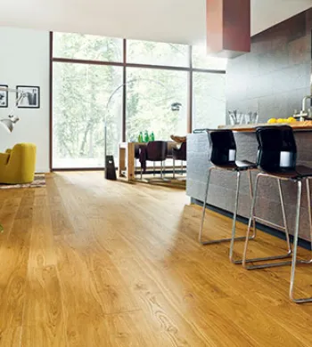 Parquet Massif Chêne Verni - Over Parquet