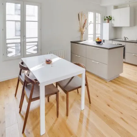 Chêne Contrecollé Rustique Verni Brossé Soho - Parquet Flottant Chêne Verni - Over Parquet