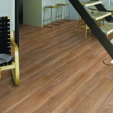Sol Stratifié Chêne Stirling Medium - Collection Milan - Over Parquet