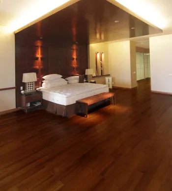 Parquet Massif Exotique Verni - Over Parquet