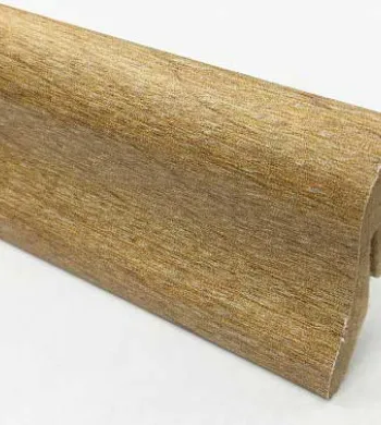 Plinthe - Over Parquet