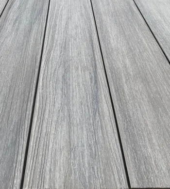 Lames de Terrasse - Over Parquet
