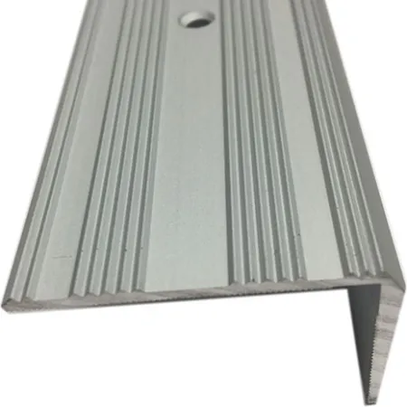 nez de marche alu argente a viser 113*42*25 (21560) - Accueil - Over Parquet