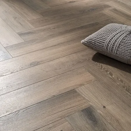 Sol Stratifié Bâton Rompu Chêne Ferrara - 665mm x 133mm x 8mm - Collection Vieux Paris - Over Parquet
