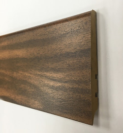 Plinthe - Over Parquet