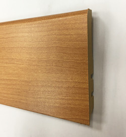 Plinthe - Over Parquet