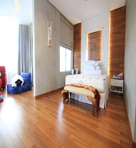 Teck Massif Verni Imperial 90x15mm - - Over Parquet