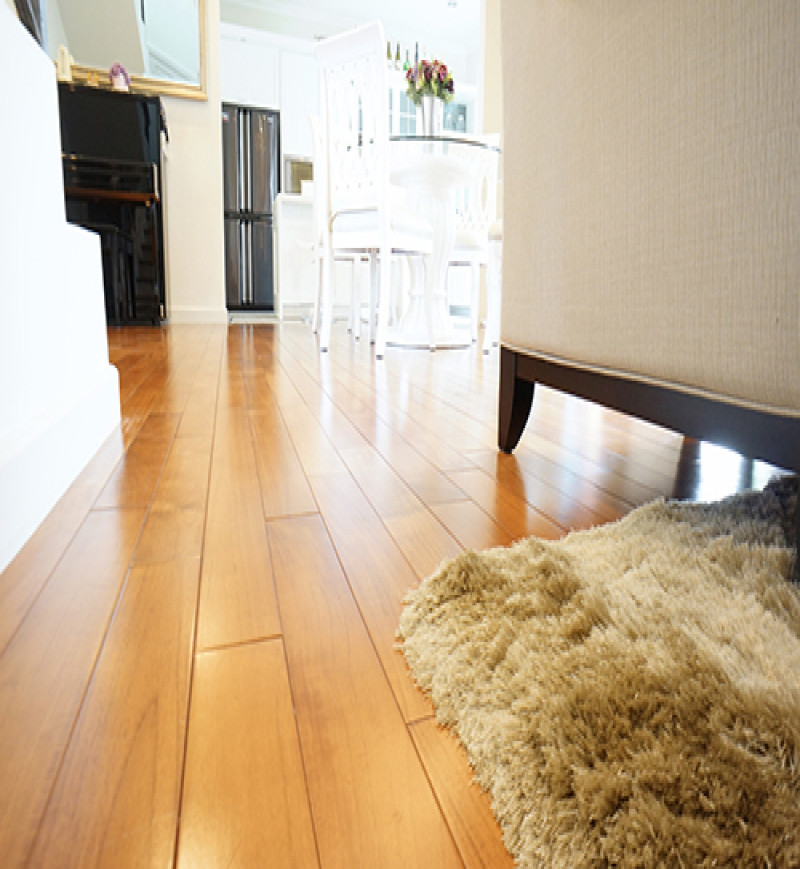 Teck Massif Verni Noblesse - Accueil - Over Parquet