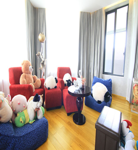 Garapa Massif Verni Bona Queen - - Over Parquet