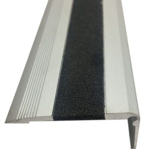 NEZ DE MARCHE ALU ARGENTE + BANDE NOIRE 113*52*30 (21680)